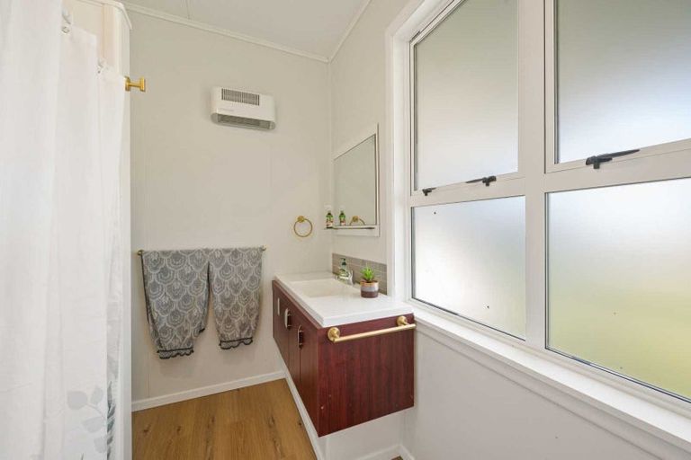 Photo of property in Dippers Halll, 28 Bell Street, Otane, 4202