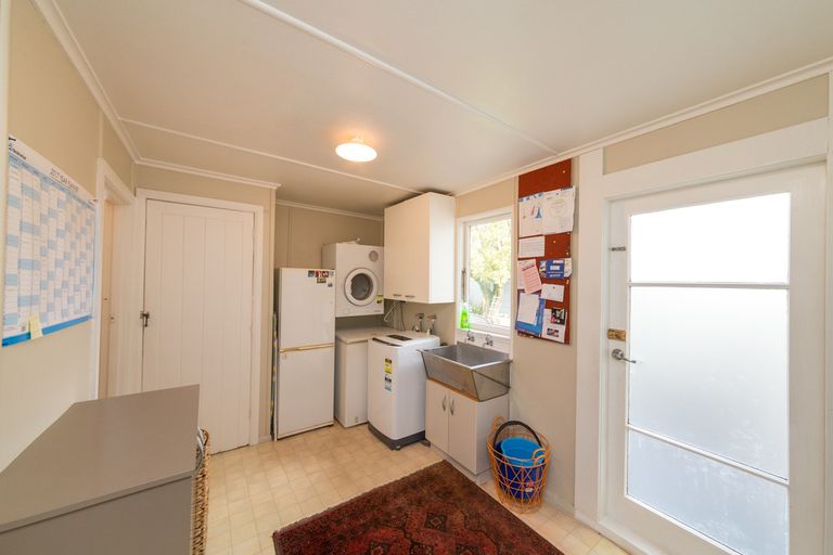 Photo of property in 132 College Street, Awapuni, Palmerston North, 4412