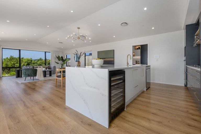 Photo of property in 60b Queen Charlotte Drive, Aotea, Porirua, 5024