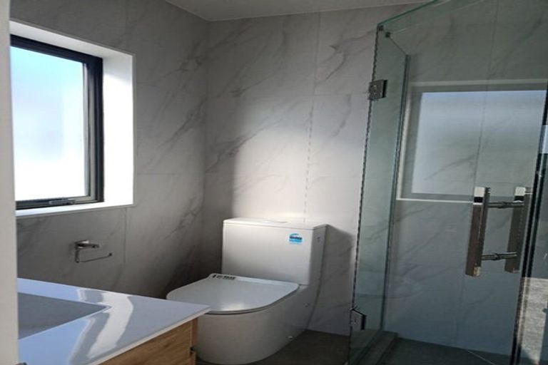 Photo of property in 5 Tumu Road, Papakura, 2110