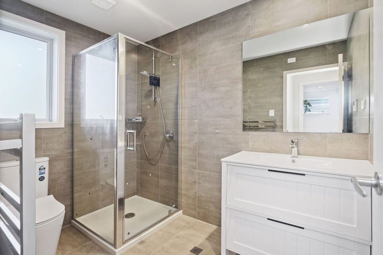 Photo of property in 60b Dominion Street, Takapuna, Auckland, 0622