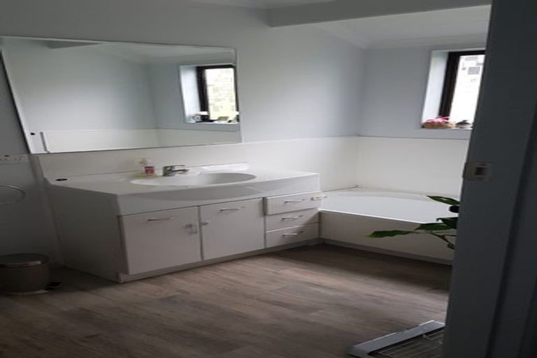 Photo of property in 23 Giblin Street, Richmond, 7020