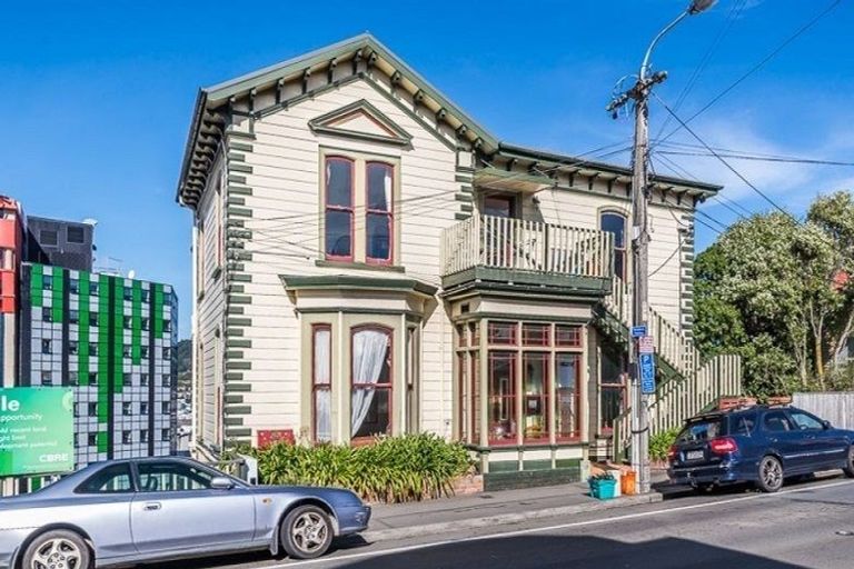 Photo of property in 4/205 The Terrace, Wellington Central, Wellington, 6011