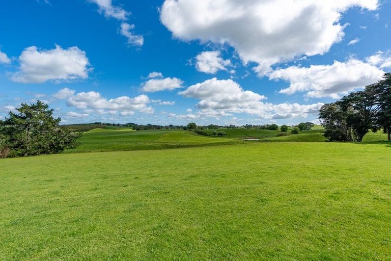 Photo of property in 172 Foster Road, Temple View, Hamilton, 3290