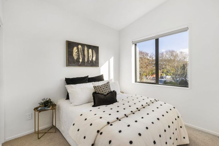 Photo of property in 10d Beauchamp Street, Karori, Wellington, 6012