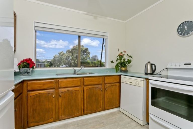 Photo of property in 1/26 Corunna Road, Milford, Auckland, 0620