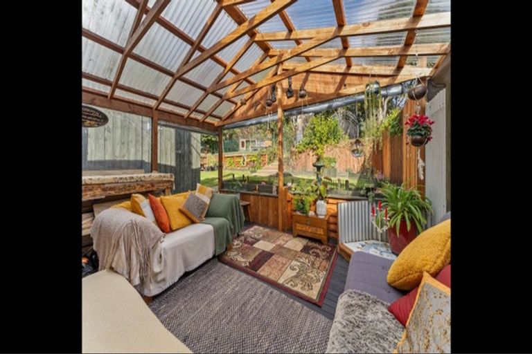 Photo of property in 10 Mamaku Street, Paraparaumu, 5032