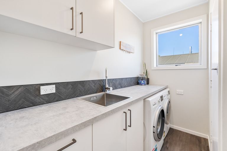 Photo of property in 47 Mcdonald Street, Mosgiel, 9024