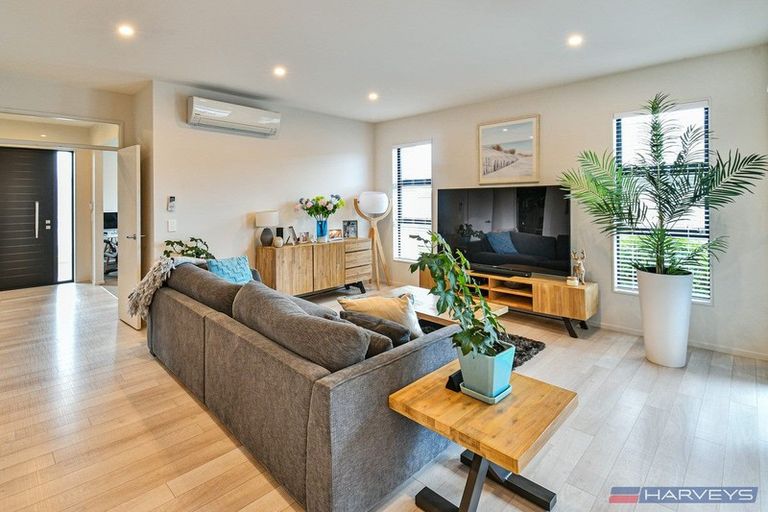 Photo of property in 21 Mahutonga Avenue, Beachlands, Auckland, 2018