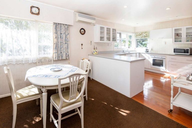 Photo of property in 22 O'halloran Road, Howick, Auckland, 2014