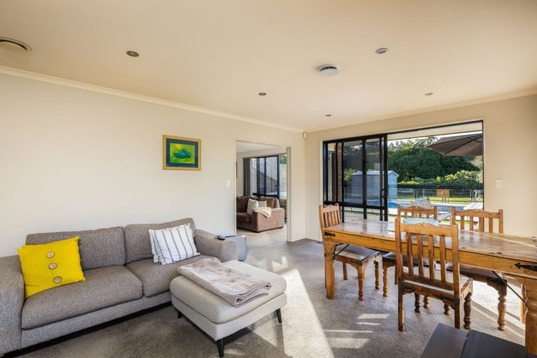 Photo of property in 395 Manutahi Road, Lepperton, New Plymouth, 4373