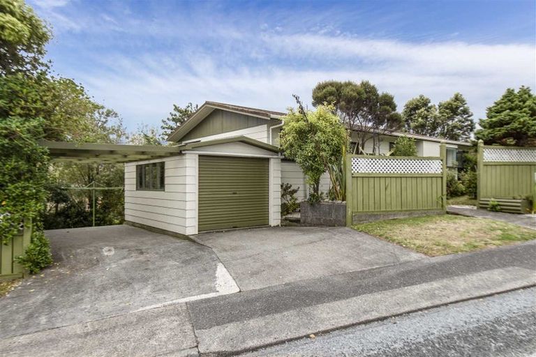 Photo of property in 151 Mark Avenue, Grenada Village, Wellington, 6037