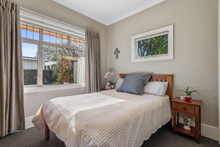 Photo of property in 2 Kenwyn Avenue, St Albans, Christchurch, 8052