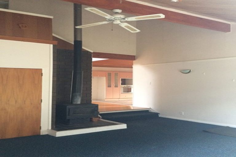 Photo of property in 18 Wineberry Place, Albany, Auckland, 0632