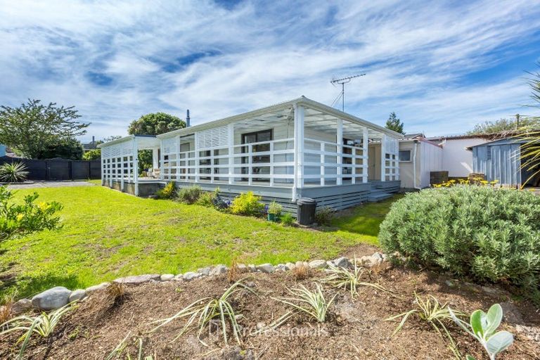 Photo of property in 2/23 Roband Crescent, Brown Owl, Upper Hutt, 5018