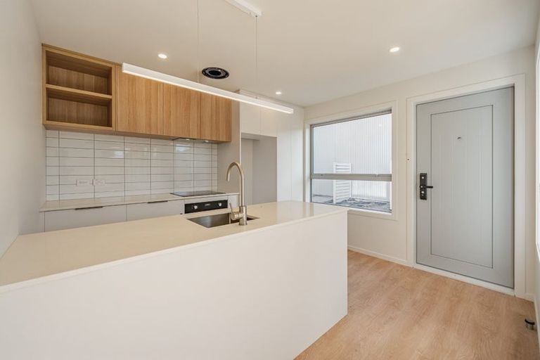 Photo of property in 1058 High Street, Avalon, Lower Hutt, 5011