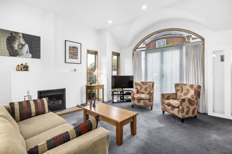 Photo of property in 60 Drivers Road, Maori Hill, Dunedin, 9010