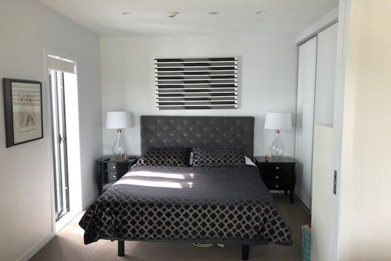 Photo of property in Frank Sargeson Apts, 503/80 Anzac Street, Takapuna, Auckland, 0622