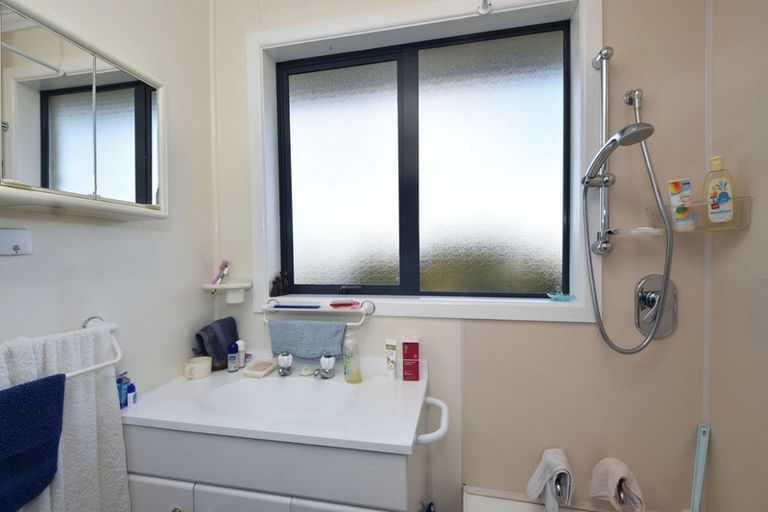 Photo of property in 48 Lothian Crescent, Strathern, Invercargill, 9812