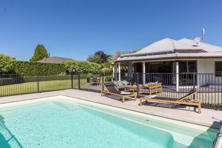 Photo of property in 4-6 Mole Street, Greytown, 5712