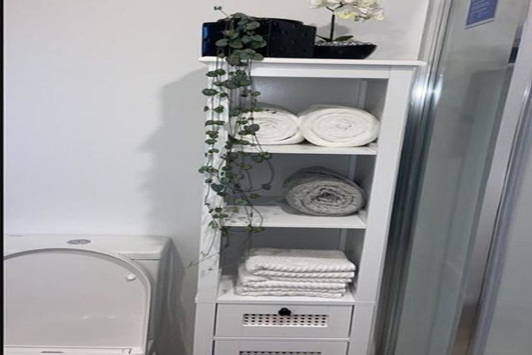 Photo of property in 5a Kotare Street, Hilltop, Taupo, 3330