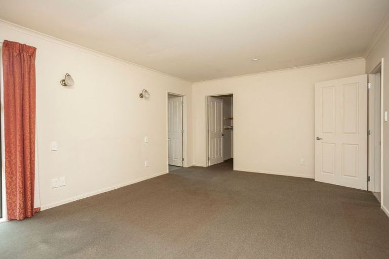 Photo of property in 1a Alma Street, Dannevirke, 4930