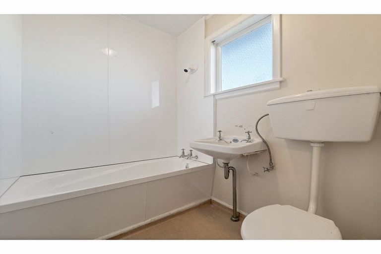 Photo of property in 64 Aldershot Street, Aranui, Christchurch, 8061