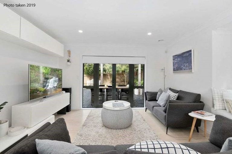 Photo of property in 7 Claverton Grove, Churton Park, Wellington, 6037