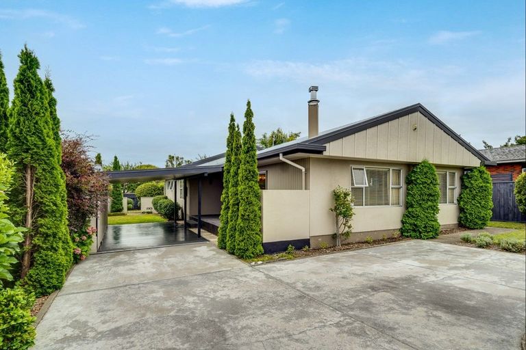 Photo of property in 32 Saint Hill Lane, Havelock North, 4130