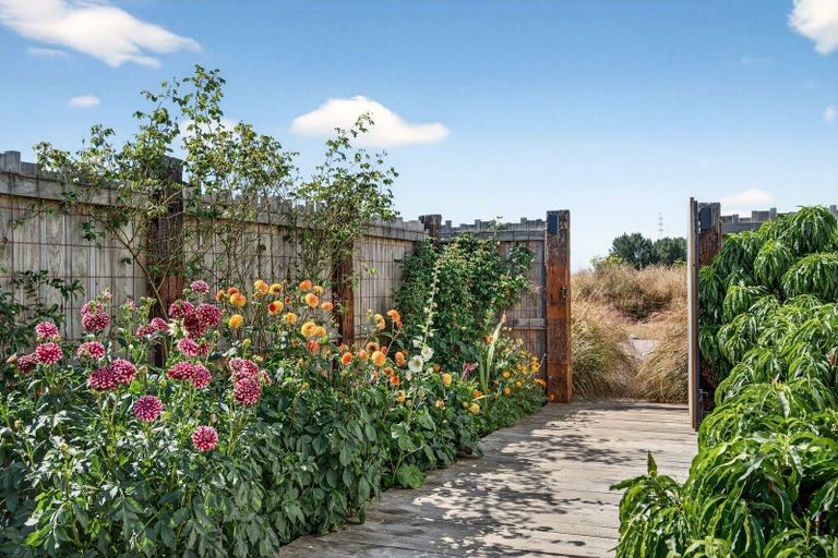 Photo of property in 20 Britton Avenue, Morison Bush, Greytown, 5794