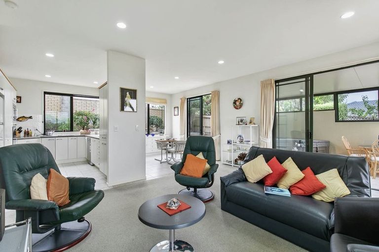 Photo of property in 25b Woodgers Way, Somerville, Auckland, 2014