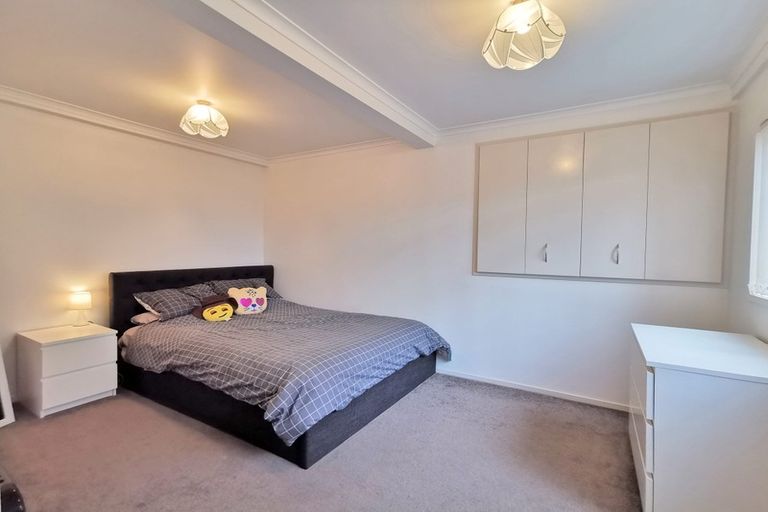 Photo of property in 1 Lewis Road, Pakuranga, Auckland, 2010