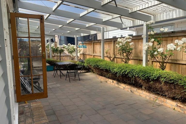 Photo of property in 8 Manning Street, Hamilton Central, Hamilton, 3204