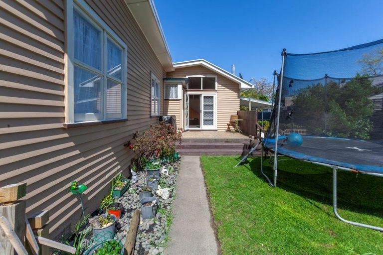Photo of property in 9 Veronica Avenue, Marewa, Napier, 4110