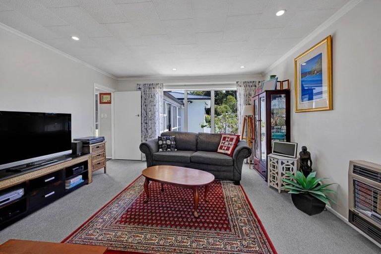 Photo of property in 8 Mahoe Street, Strandon, New Plymouth, 4312