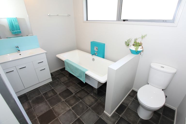 Photo of property in 397 Ruapuke Road, Raglan, 3296