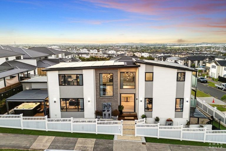 Photo of property in 1 Piki Street, Flat Bush, Auckland, 2019