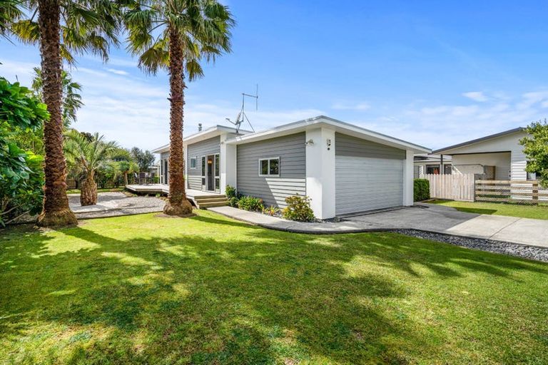Photo of property in 25 Shoemaker Road, Waipu, 0510