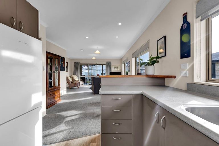 Photo of property in 23 Clemow Road, Fitzroy, New Plymouth, 4312