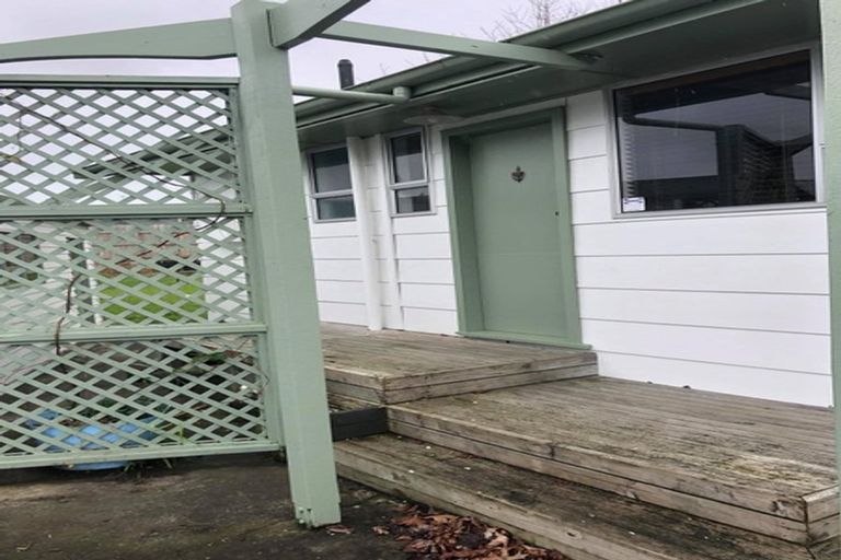 Photo of property in 112 Lethbridge Street, Feilding, 4702