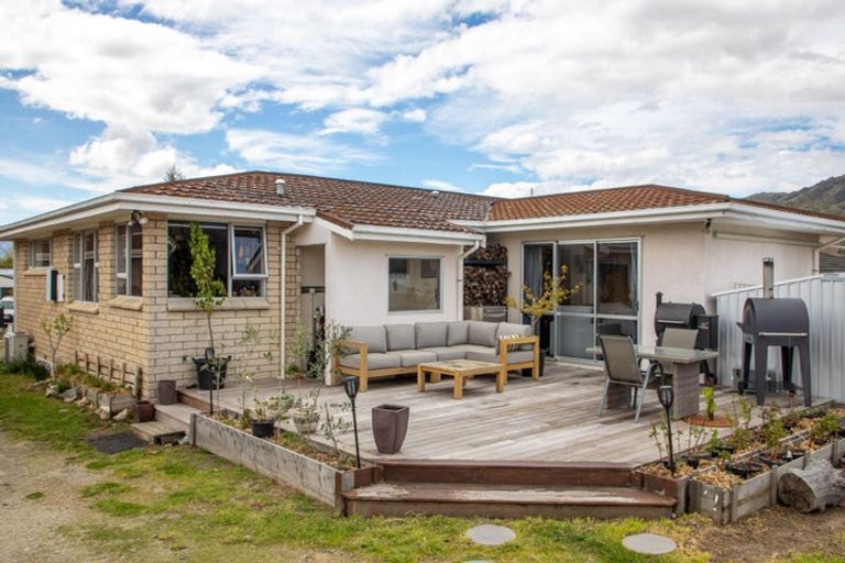 Photo of property in 60 Donegal Street, Cromwell, 9310