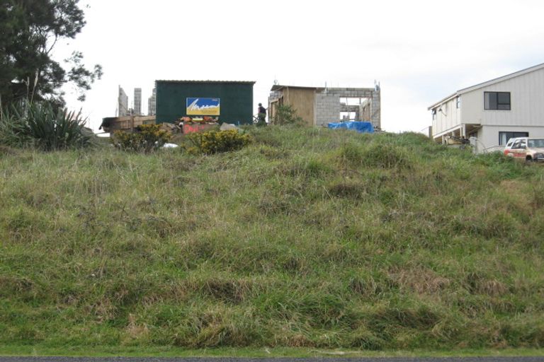 Photo of property in 126a Ocean Beach Road, Tairua, 3508