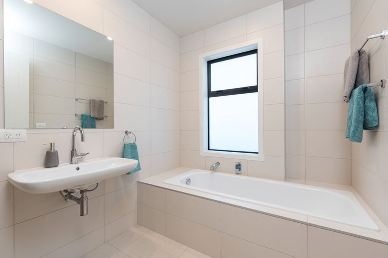 Photo of property in 17 Longbow Terrace, Flagstaff, Hamilton, 3210