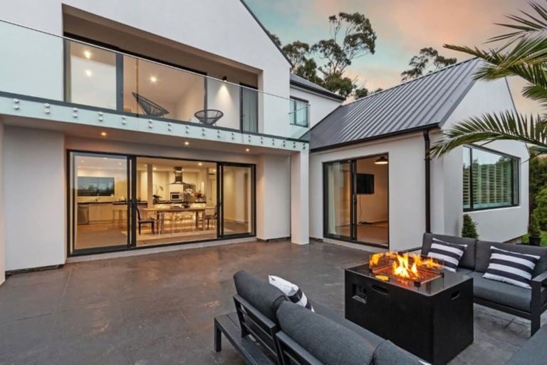 Photo of property in 4 Trecastle Lane, Huntsbury, Christchurch, 8022