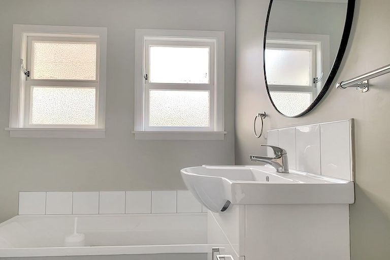 Photo of property in 29 Cook Street, Foxton, 4814