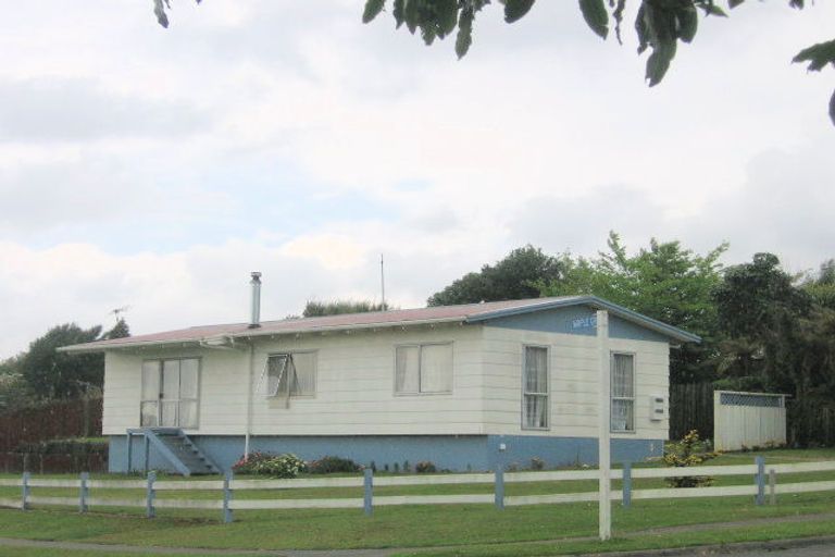 Photo of property in 9 Pohutukawa Drive, Owhata, Rotorua, 3010