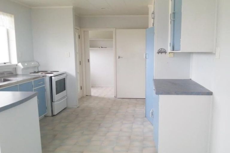 Photo of property in 93 Riversdale Drive, Merrilands, New Plymouth, 4312