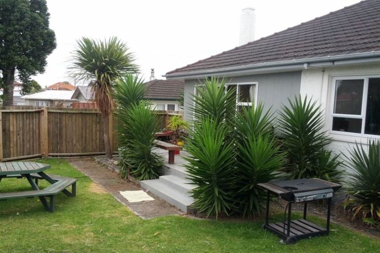 Photo of property in 18 Watling Street, Gate Pa, Tauranga, 3112