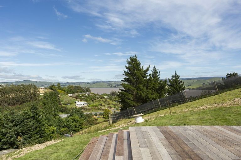 Photo of property in 17 Kingsgate Lane, Waihola, Milton, 9073