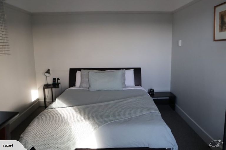 Photo of property in Devonport Apartments, 38/127 Saint Aubyn Street, New Plymouth, 4310